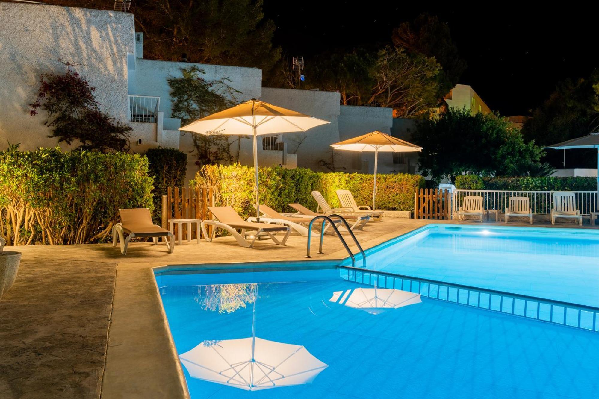 Atlas Apartments Ibiza Santa Eulària des Riu Exterior foto