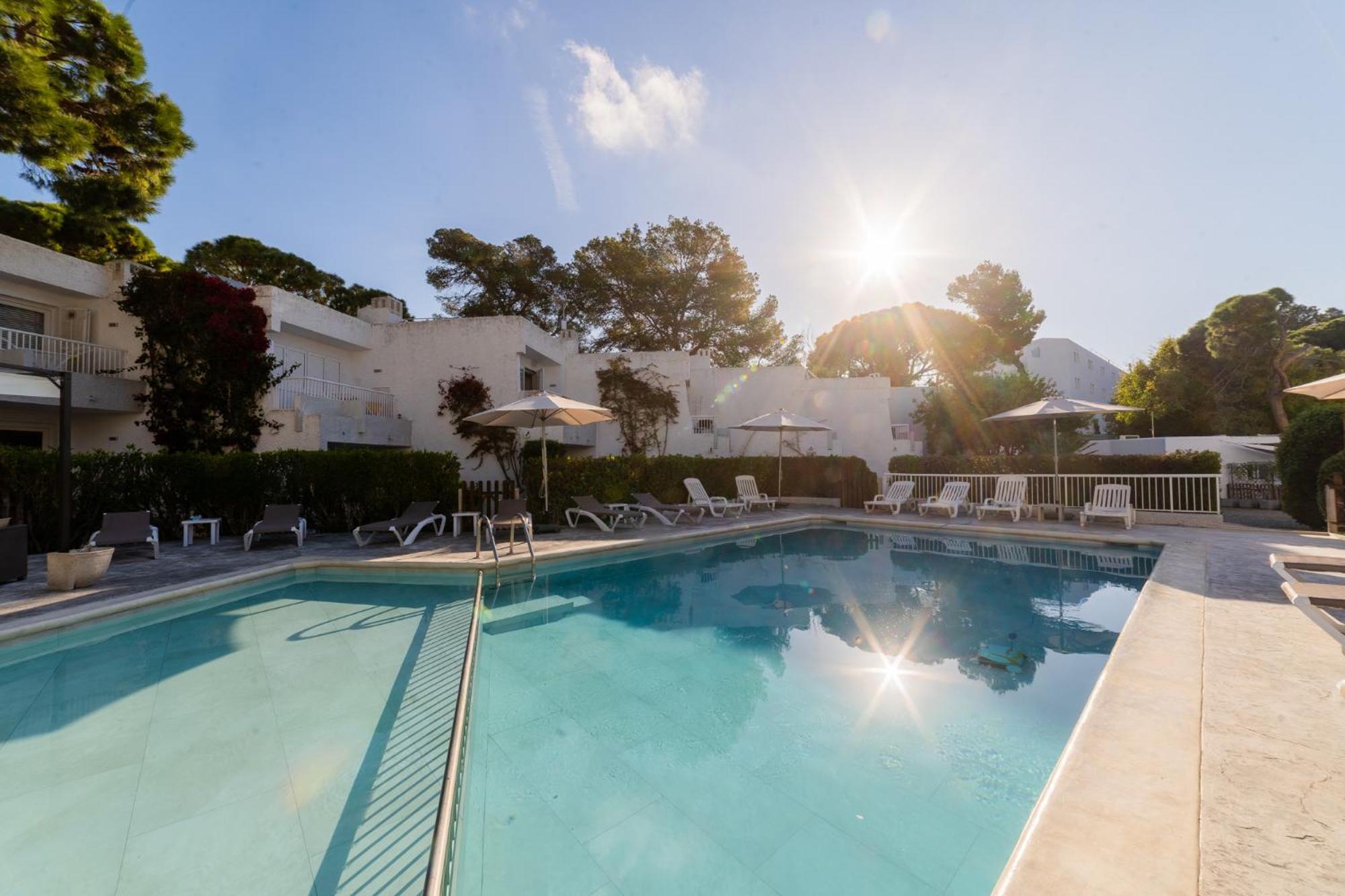 Atlas Apartments Ibiza Santa Eulària des Riu Exterior foto